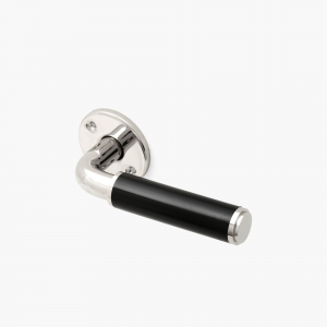 Funkistrycke-Byggfabriken-bakelit-ring-profilknopp-rosett-550-642-efee.jpg