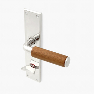 Funkistrycke-Byggfabriken-teak-slat-knopp-langskylt-WC-lang-550-288-d96f.jpg
