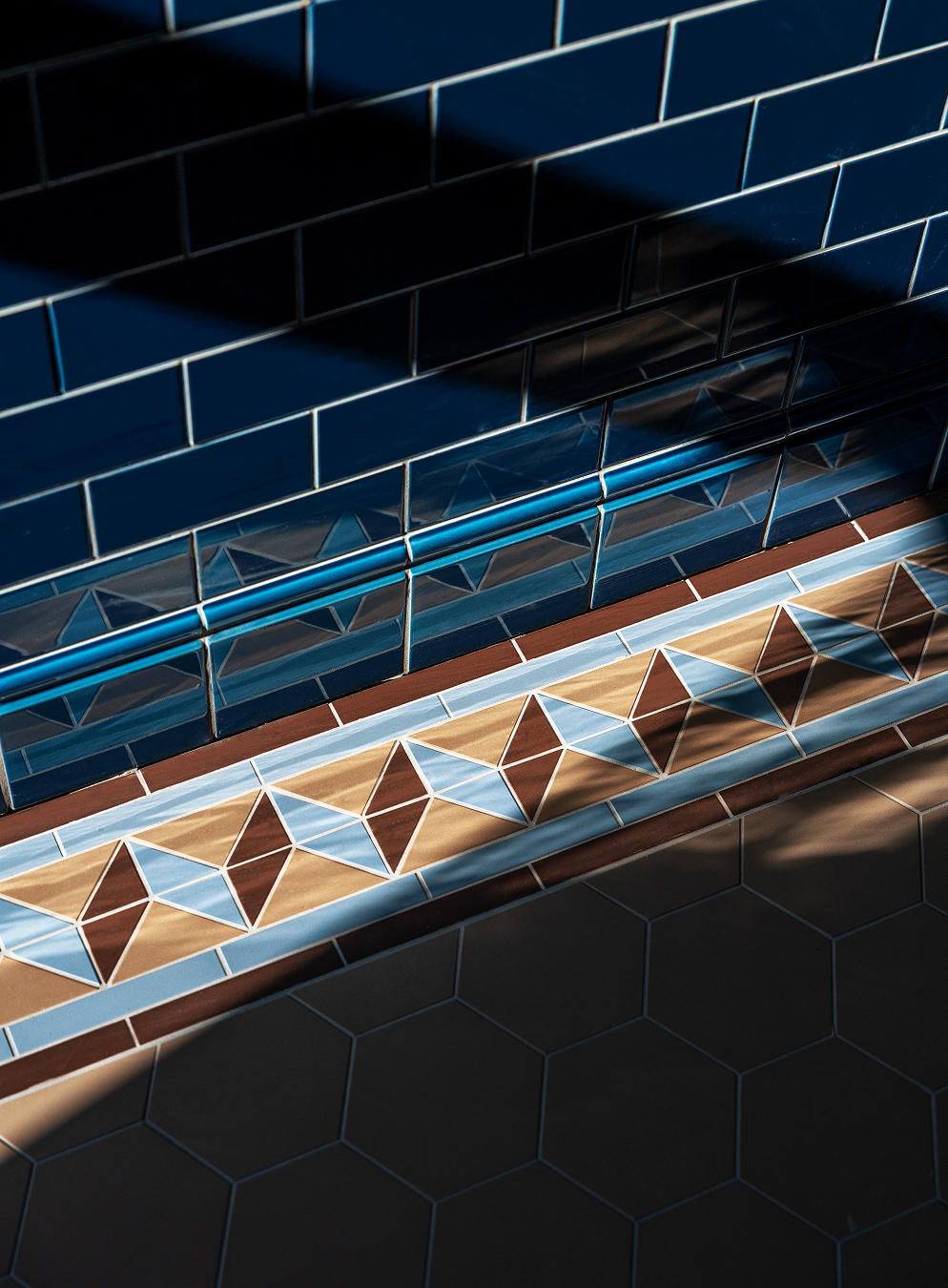 Fliser med dybde og glans