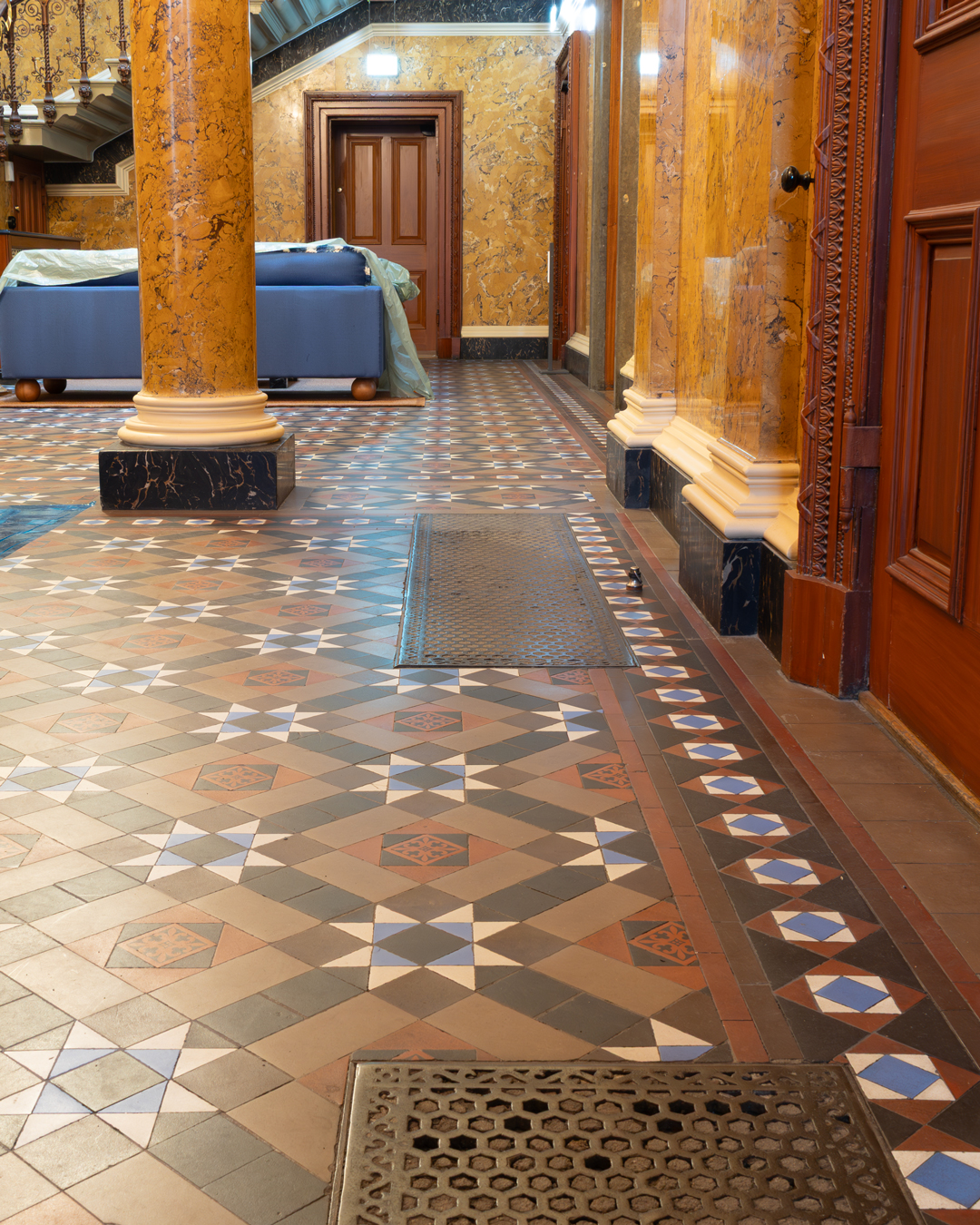 Et pragtfuldt klinkem&oslash;nster i Victorian Floor Tiles p&aring; Dicksonska Paladset i G&ouml;teborg