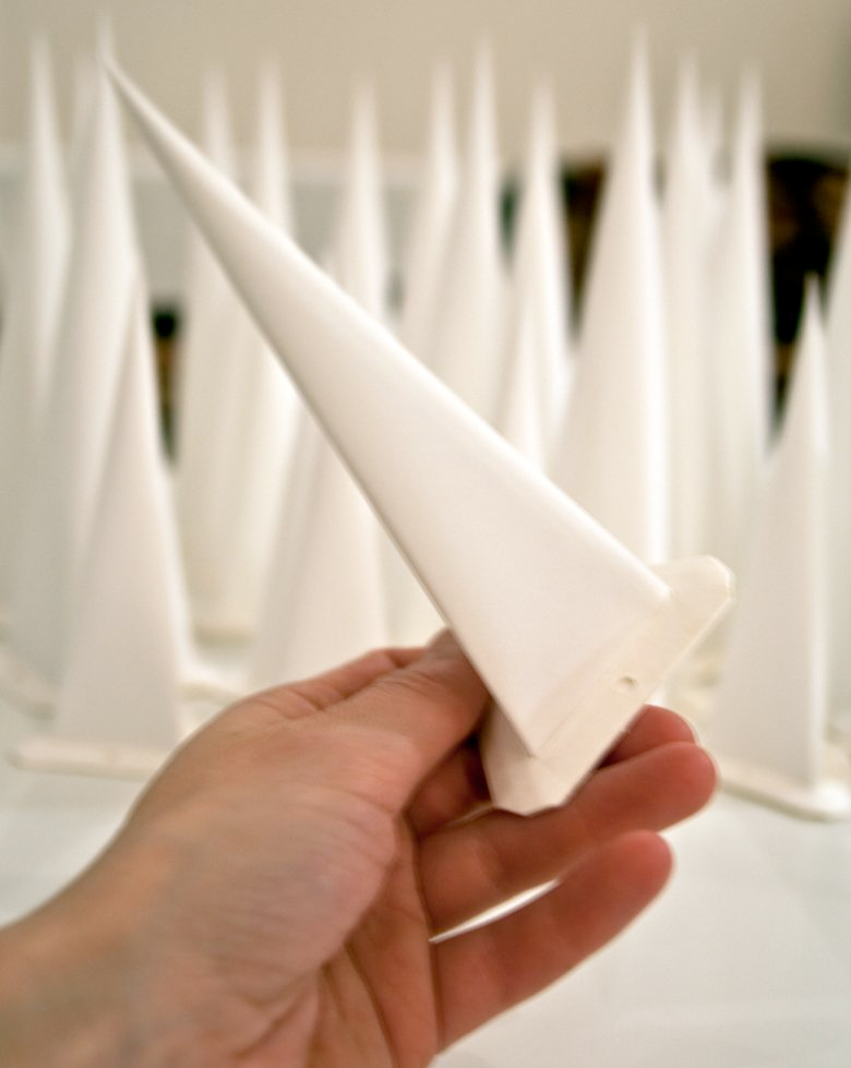 En enkelt spids til Herrnhuterstjerne, klar til montering. En enkelt spids til Herrnhuterstjerne, klar til montering.